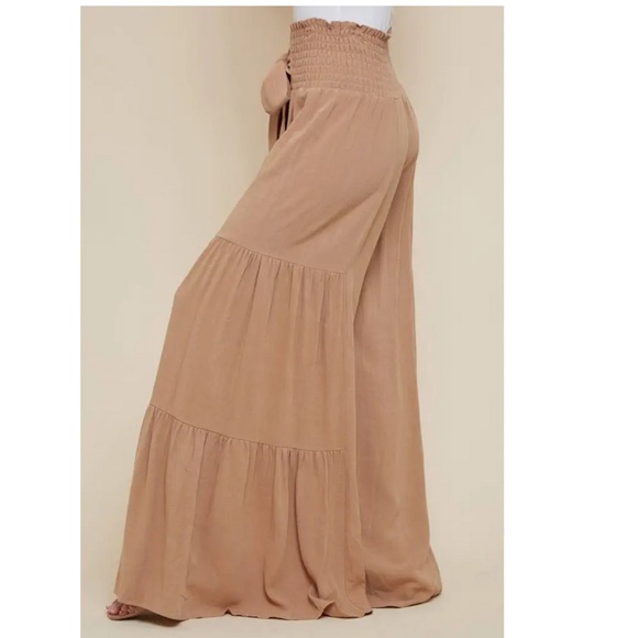 NWT Tan Smocking Waist Tier Wide Pants by Saints and Hearts size Large - Picture 2 of 4